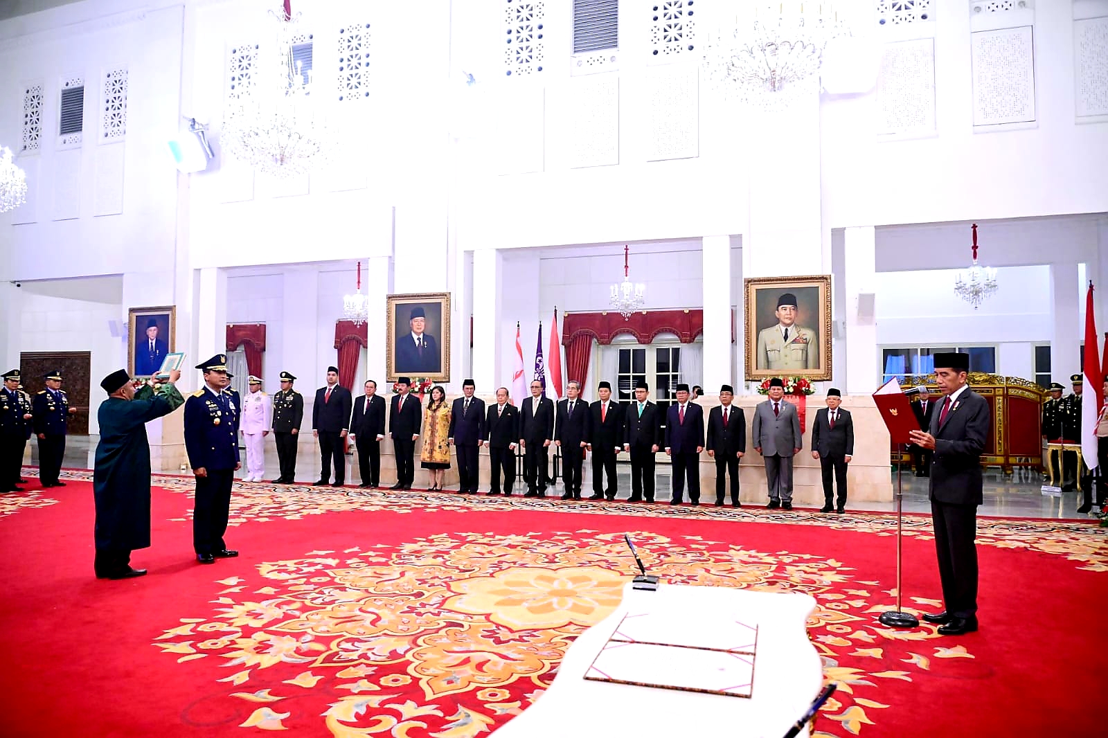 Presiden Jokowi Lantik M Tonny Harjono Sebagai KSAU di Istana Negara