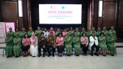 Kegiatan edukasi AYO SADARI SETELAH MENSTRUASI yang dilakukan di STIKes RSPAD Gatot Subroto, Jakarta. (foto: ist)