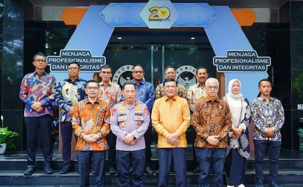 Menko Polkam Resmikan Kantor Baru Kompolnas, Tekankan Profesionalisme dan Integritas